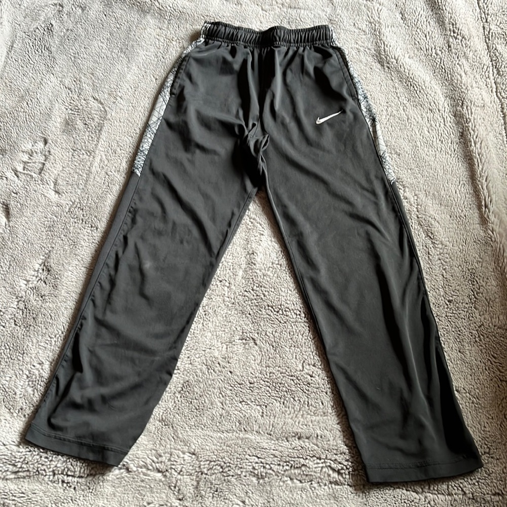 Nike Dri-fit boys pants size large
